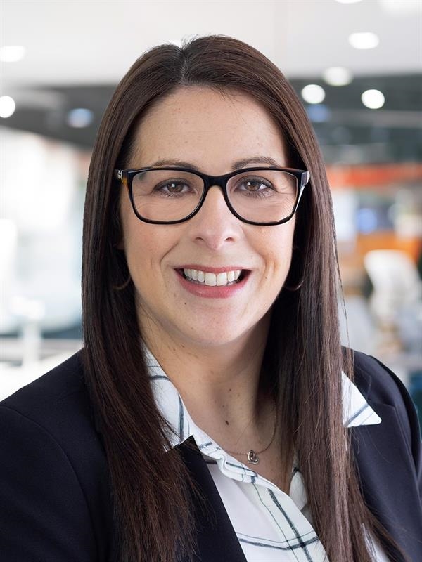 Julie Hynes