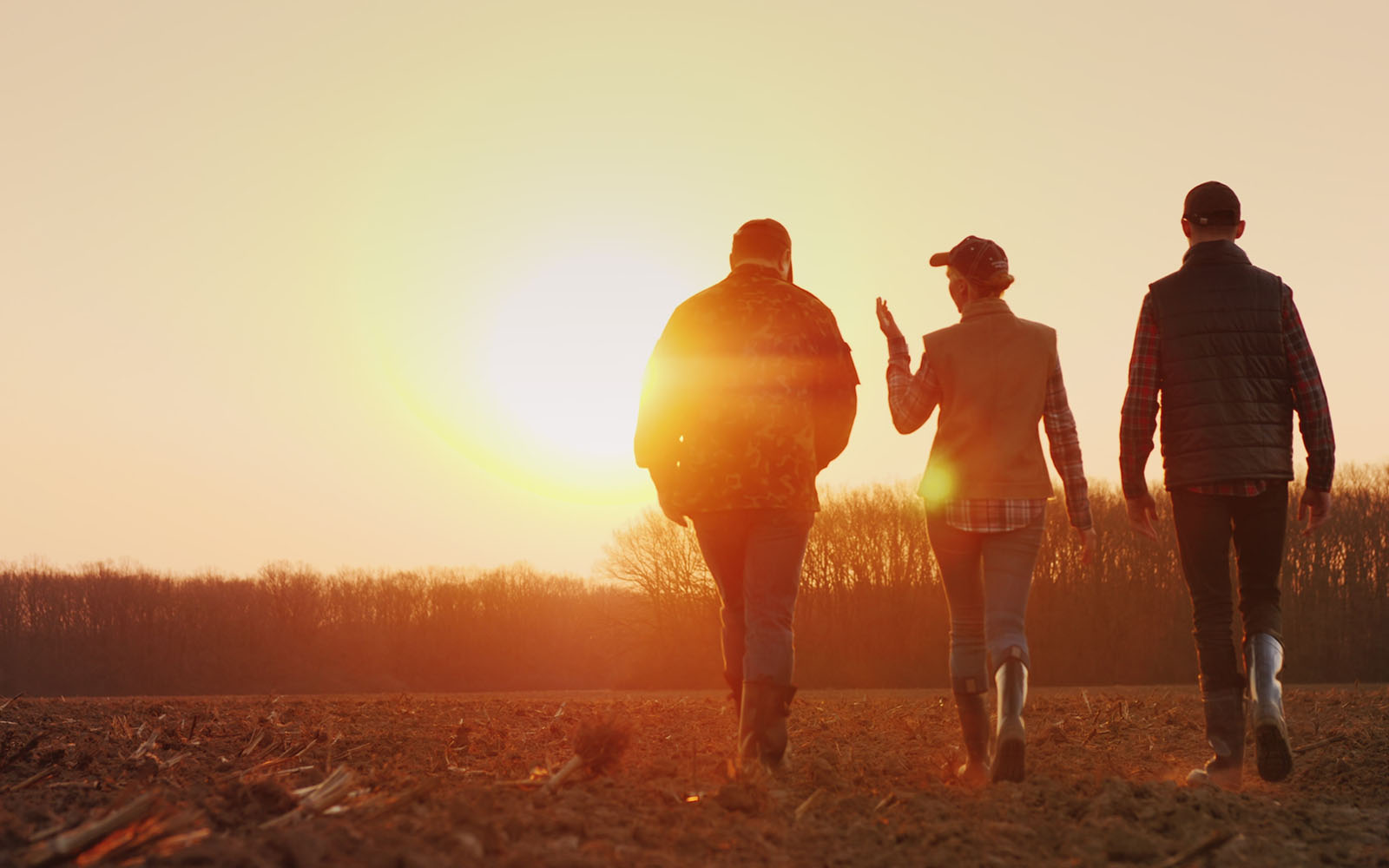 farmers discussing business